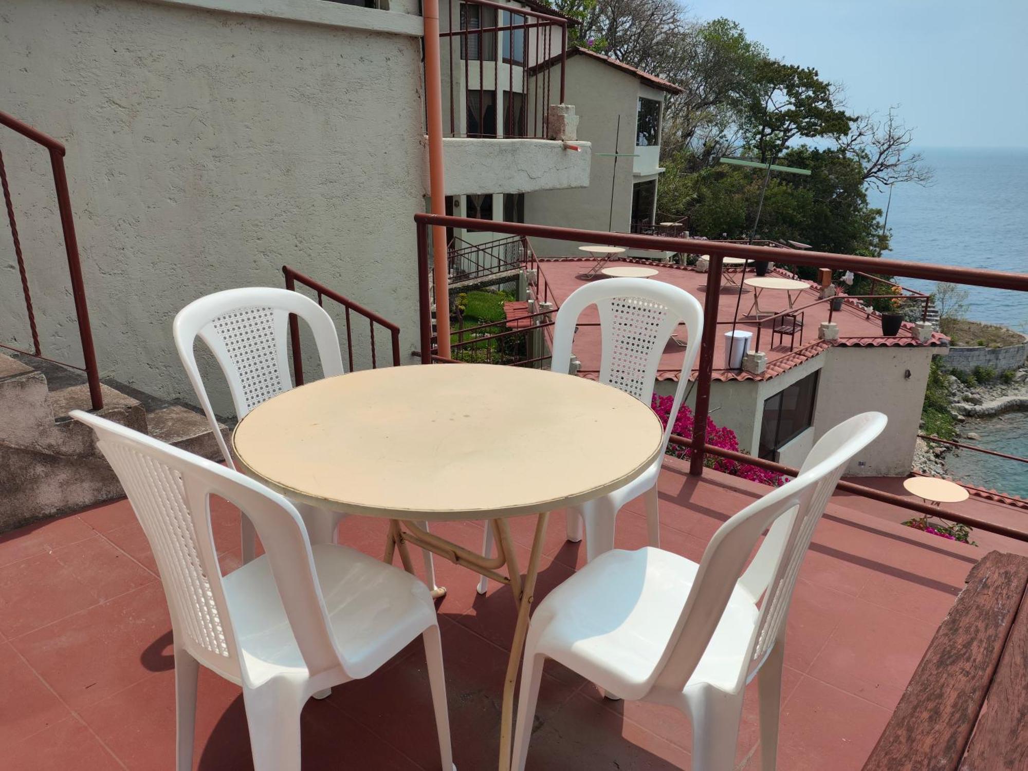 Hotel Restaurante La Villa De Los Dioses San Antonio Palopó Εξωτερικό φωτογραφία