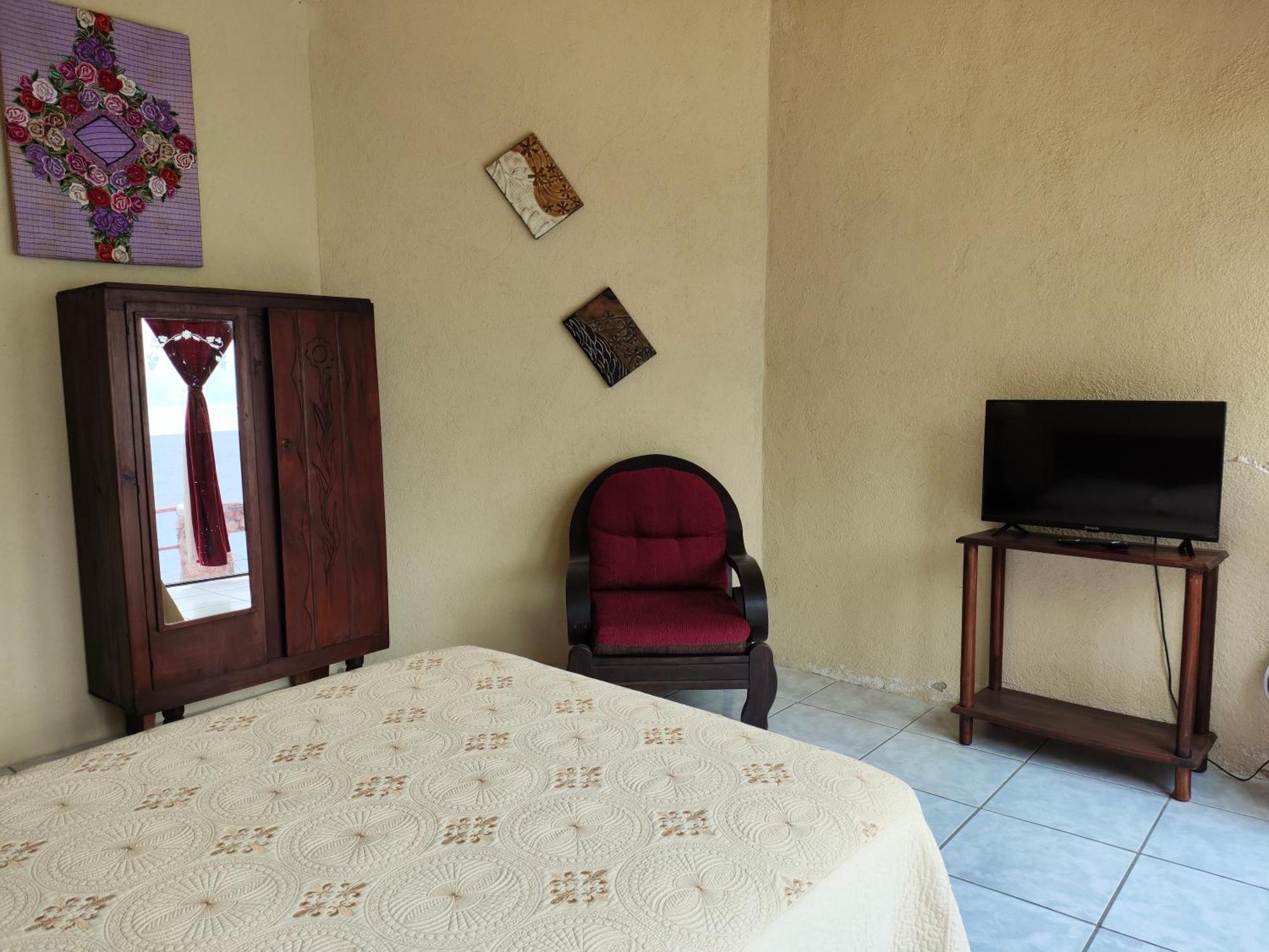 Hotel Restaurante La Villa De Los Dioses San Antonio Palopó Εξωτερικό φωτογραφία